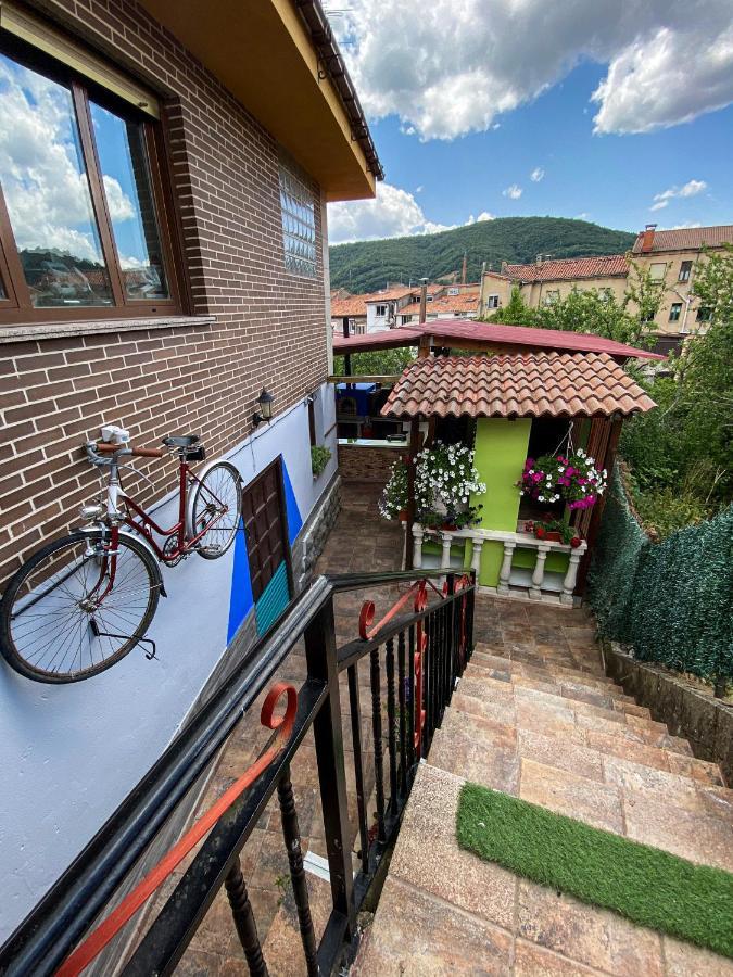 Casa Julian Vila Cistierna Exterior foto