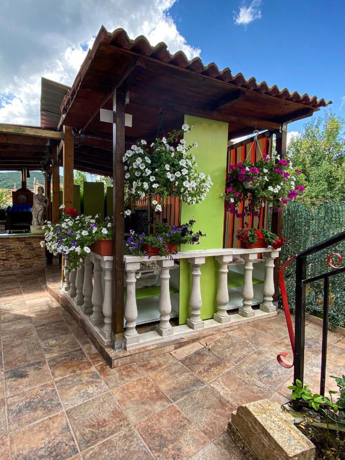 Casa Julian Vila Cistierna Exterior foto